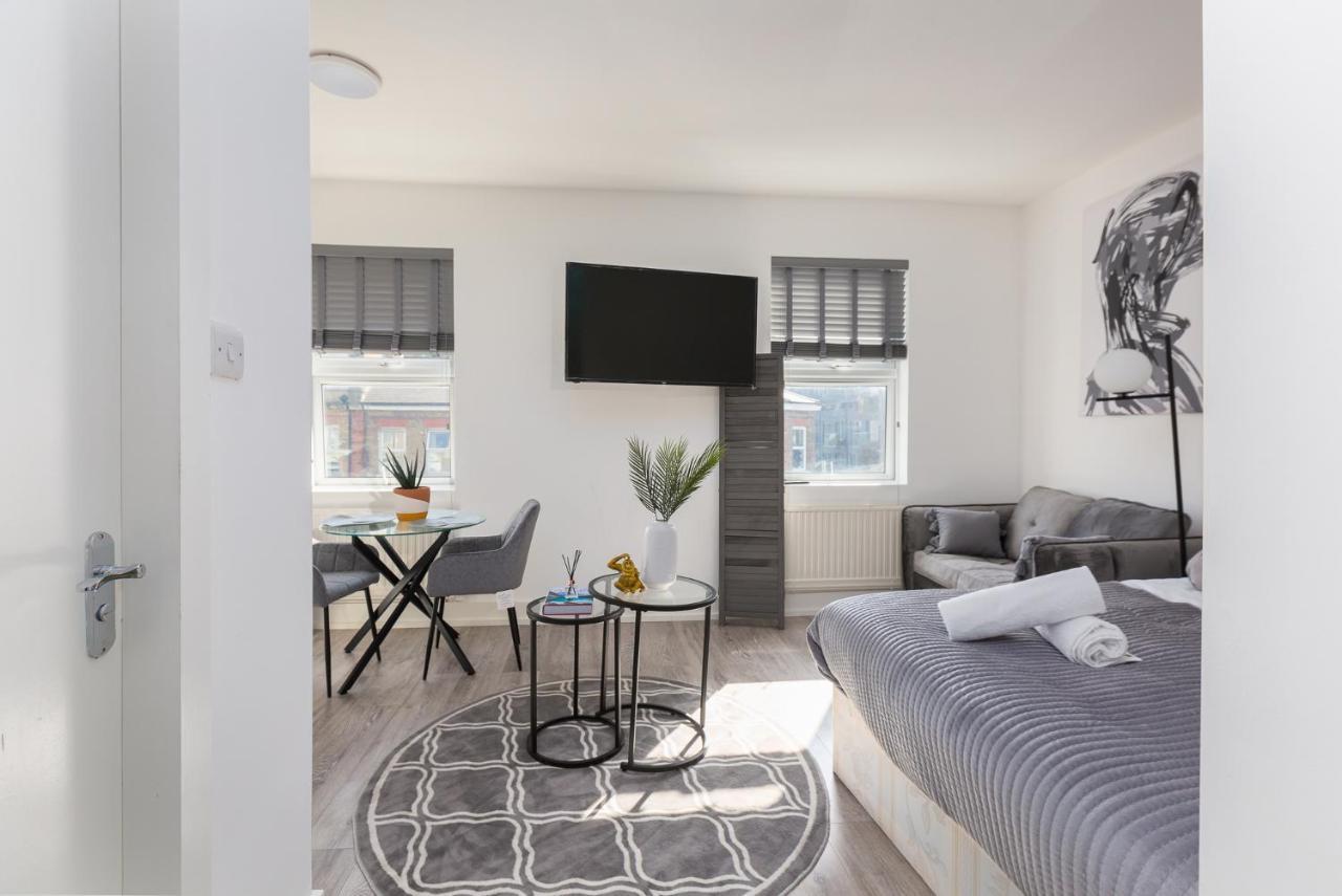 Studio Apt, 8 Min Walk From Tube 3 Λονδίνο Εξωτερικό φωτογραφία