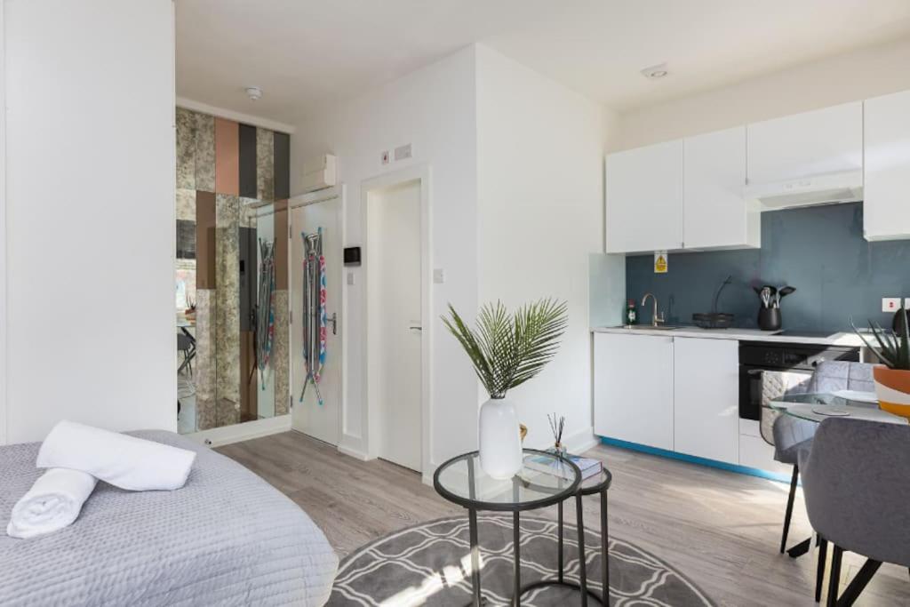 Studio Apt, 8 Min Walk From Tube 3 Λονδίνο Εξωτερικό φωτογραφία
