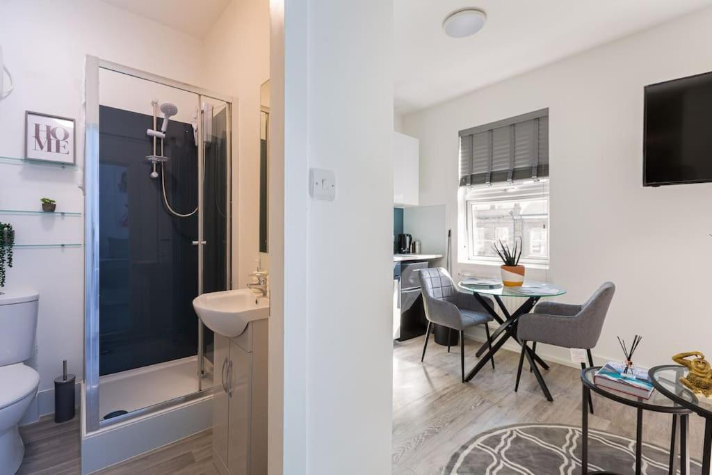 Studio Apt, 8 Min Walk From Tube 3 Λονδίνο Εξωτερικό φωτογραφία