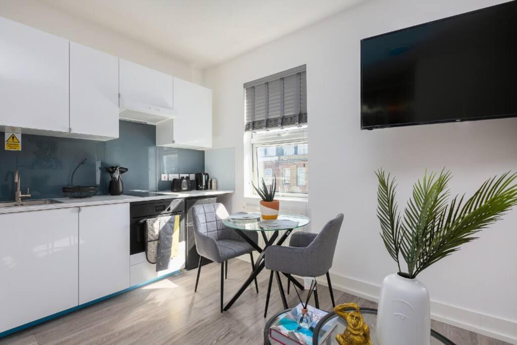 Studio Apt, 8 Min Walk From Tube 3 Λονδίνο Εξωτερικό φωτογραφία
